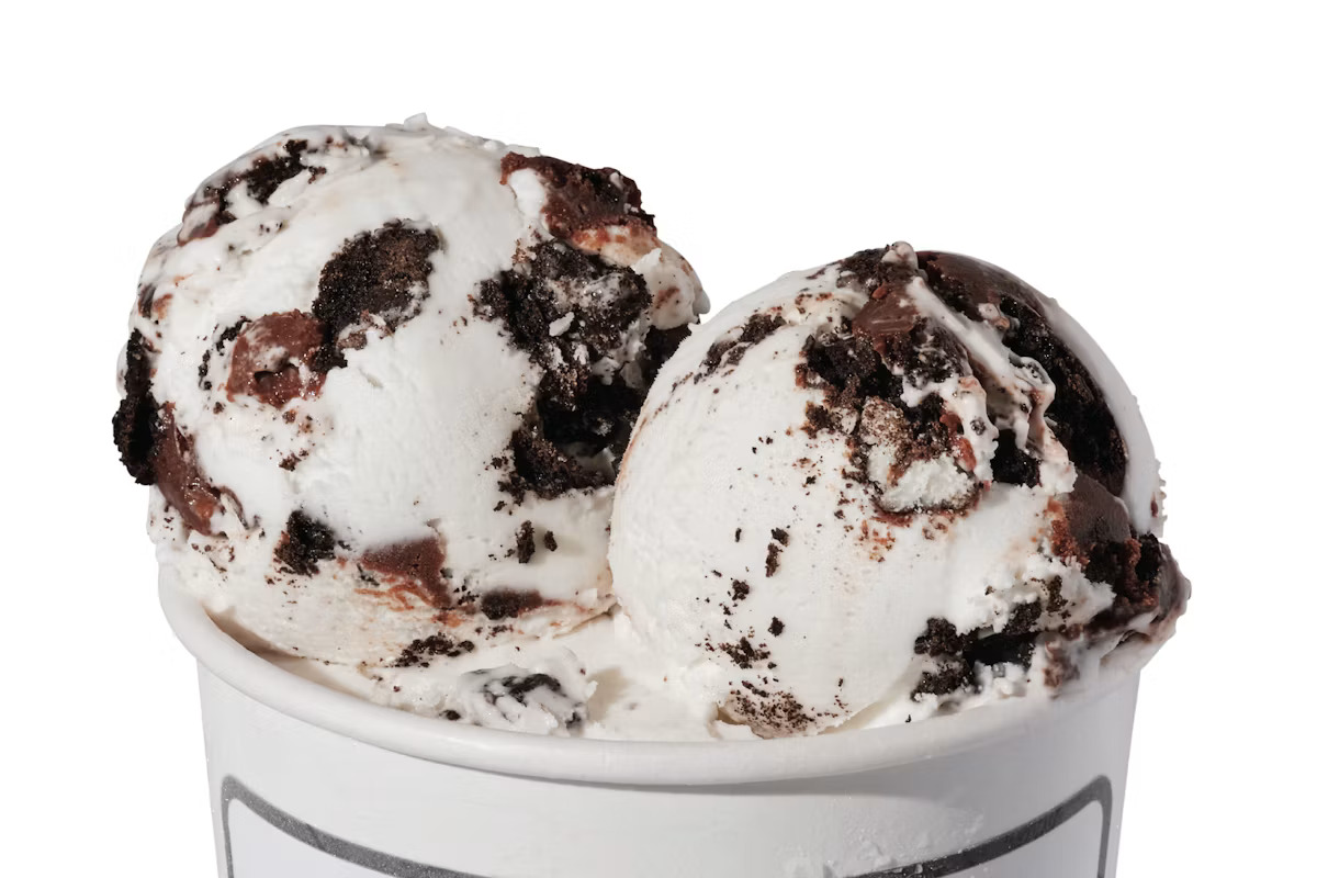 Hazelnut Cookies and Cream (v)