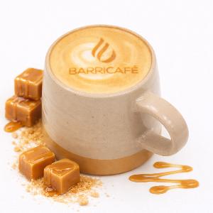 Latté chaud caramel