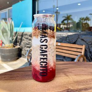 To-Go Oatmeal Berries Yogurt 